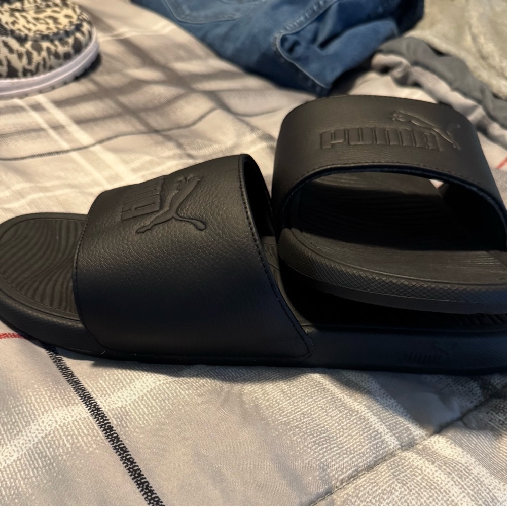 PUMA Men's Black Slide Sandals